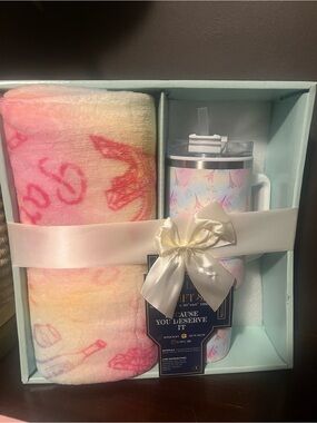 Lumiere Pastel Pink & Cream Eiffel Tower Travel Tumbler
